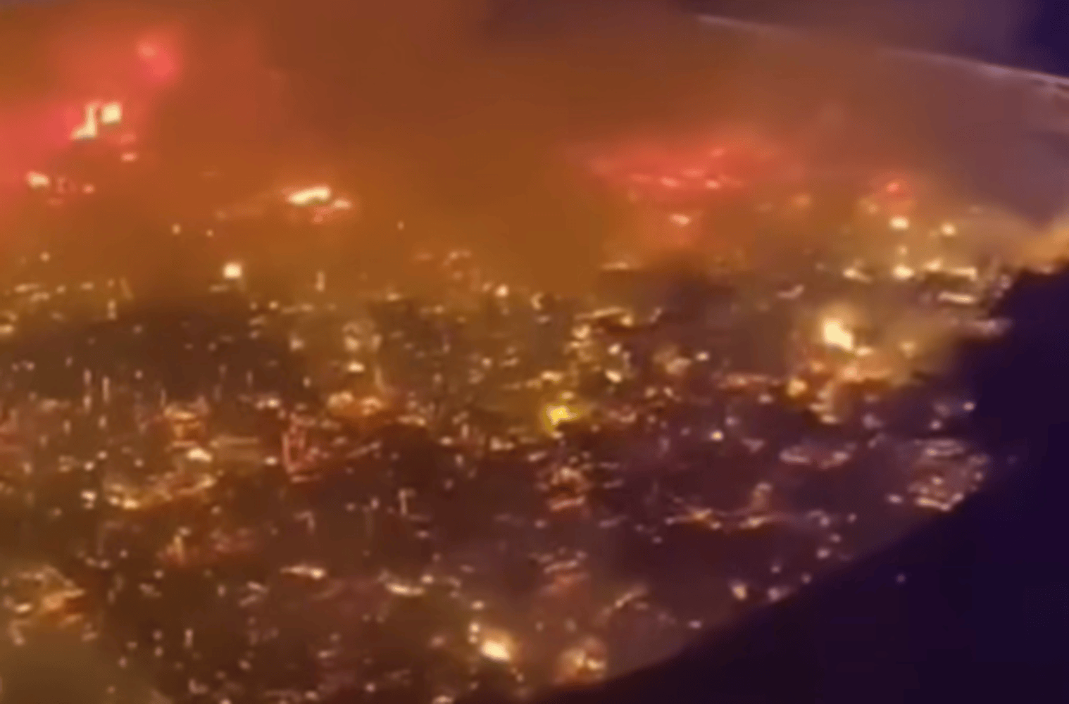 Massive fire destroys nearly 1,000 homes in Malaysia floating village — Disaster survived or housing crisis exposed?